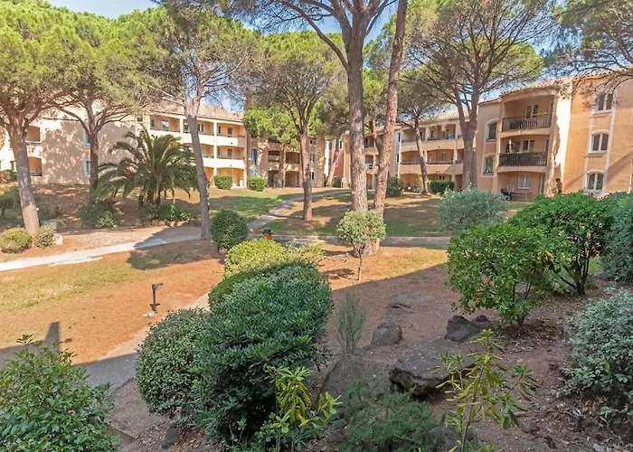 Apartment Chez K&d 4, Terrasse Et Piscine Saint-Raphaël